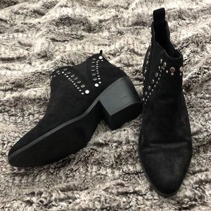 Barely Worn Black Justfab Booties